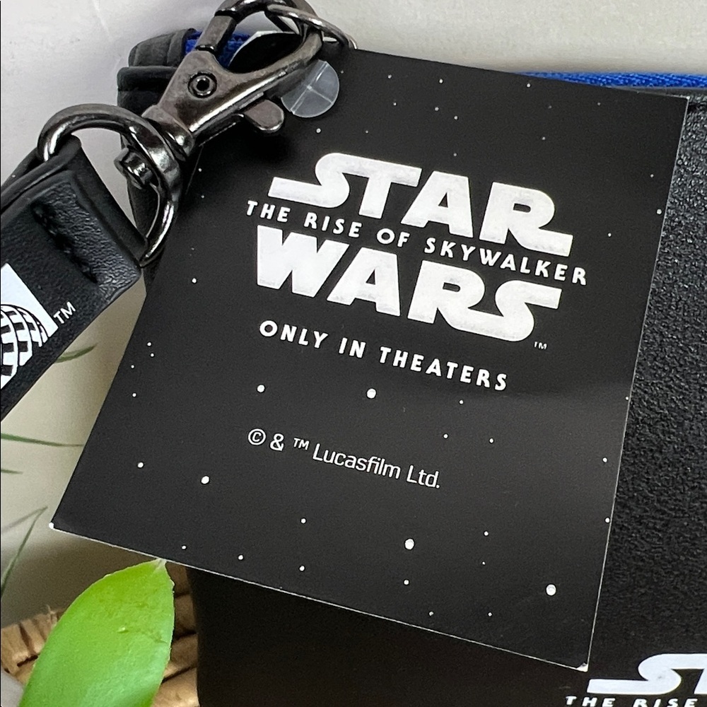 NWT Star Wars x  United Airlines Airline Travel Amenity - Picture 3 of 5